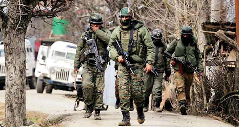 Jammu Kashmir : एक और आतंकी हमला, श्रीनगर में एक की दर्दनाक मौत 20 की हालत बेहद खराब