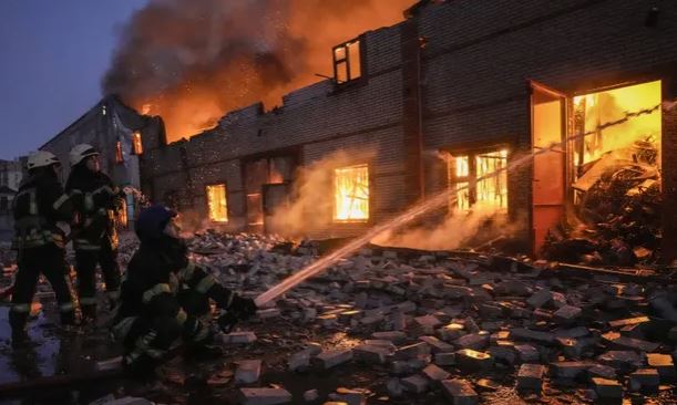 Russia Ukraine War : युद्ध का 30वां दिन आते-आते अमेरिका, ब्रिटेन सी सुपर पावर व नाटो की स्थिती बिगड़ती जा रही है