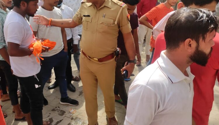 गौहत्या को लेकर लोगो में है रोष, प्रदर्शन कर रहे लोग !