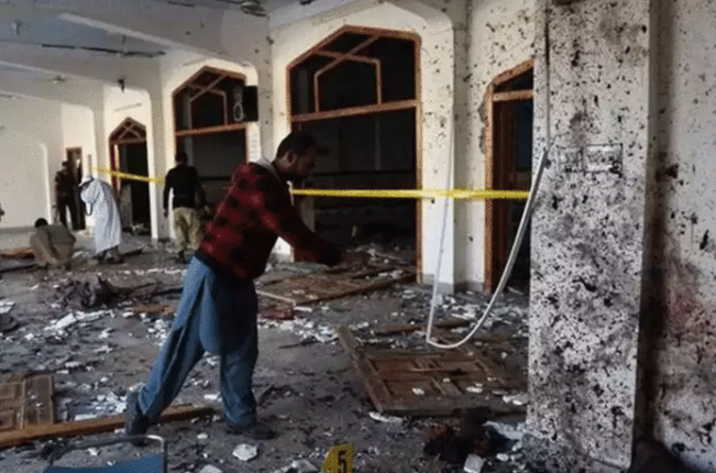 Peshawar Suicide Attack :पेशावर की जामा मस्जिद पर जानलेवा हमला, जुमे की नमाज पढ़ रहे 30 लोगों की मौत, कई घायल