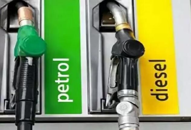Double Dose of Inflation : पेट्रोल-डीजल के बाद रसोई गैस के दाम में बढ़ोत्तरी, अब करना होगा इतना भुगतान