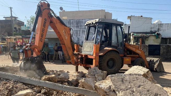 Bulldozer Action in Gujarat
