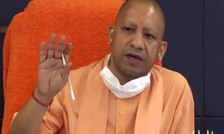 Loudspeaker Row: CM योगी आदित्यनाथ के निर्देश के बाद नोएडा में 602 मंदिरों, 265 मस्जिदों को लाउडस्पीकर पर नोटिस