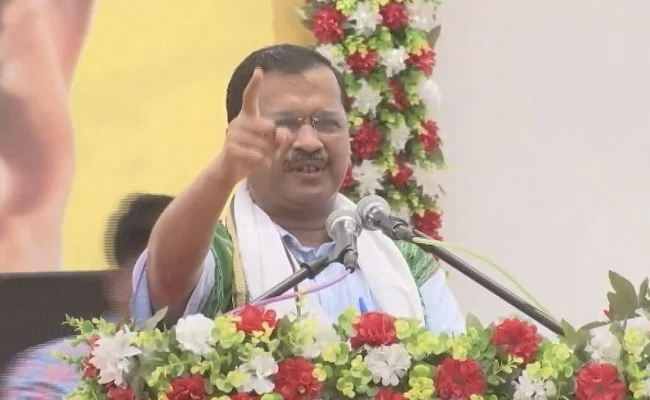 Arvind kejriwal In Gujrat:आइए भाजपा का अहंकार तोड़ें, आप को गुजरात में एक मौका दें