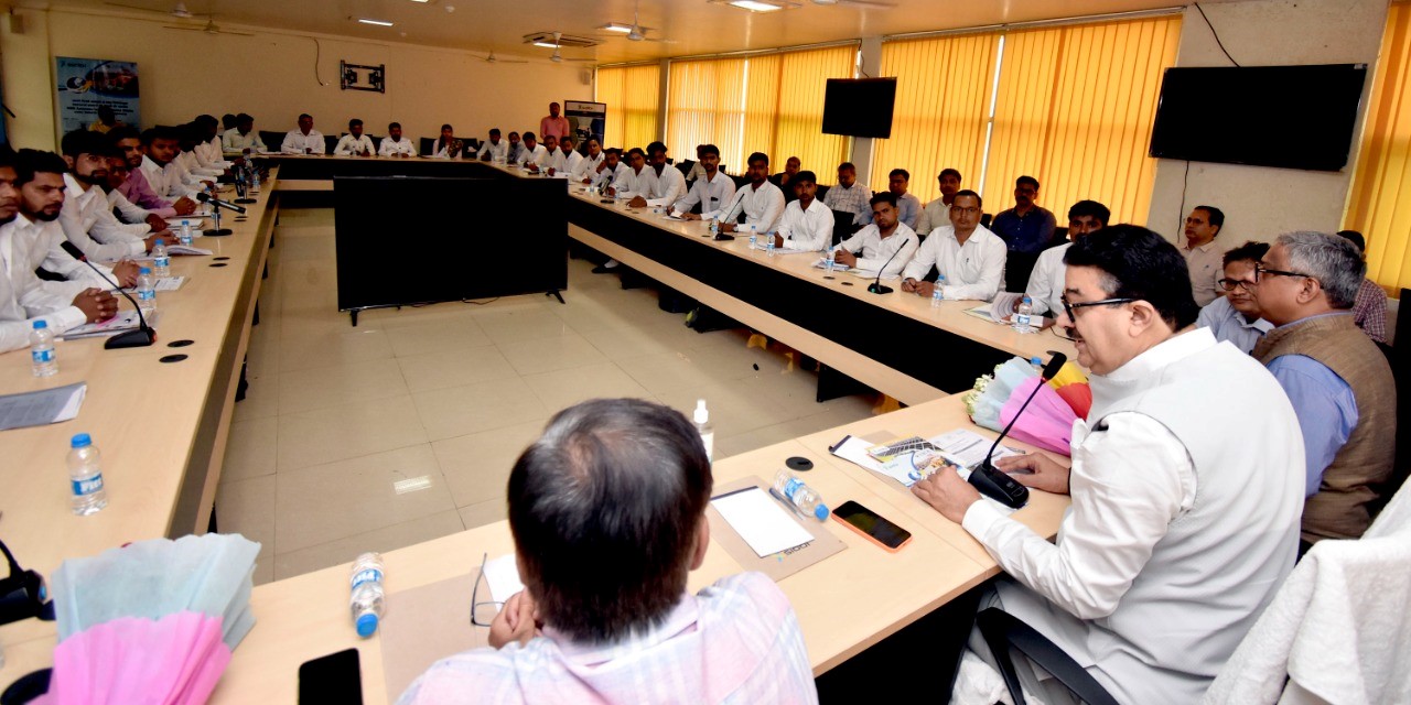 उत्तर प्रदेश, नवनीत सहगल, उद्यम संपर्क डेस्क, सिडबी, Uttar Pradesh, Navneet Sehgal, Enterprise Contact Desk, SIDBI