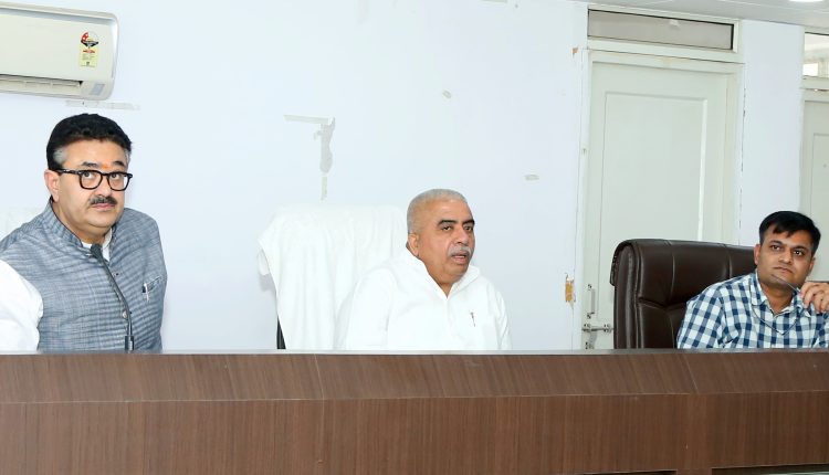 उत्तर प्रदेश, लखनऊ, राकेश सचान, नवनीत सहगल, Uttar Pradesh, Lucknow, Rakesh Sachan, Navneet Sehgal