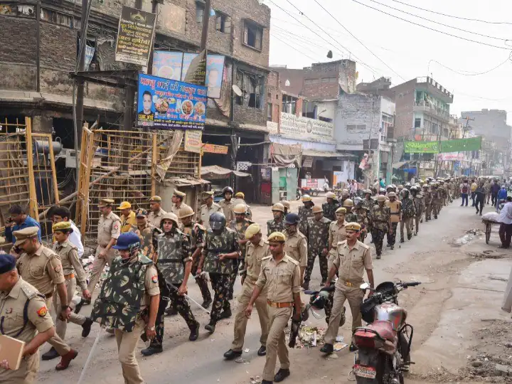 उत्तर प्रदेश, कानपुर, कानपुर हिंसा, बुलडोजर, पुलिस आयुक्त, Uttar Pradesh, Kanpur, Kanpur Violence, Bulldozer, Police Commissioner