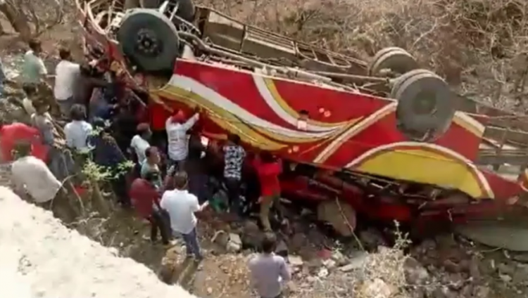 मध्य प्रदेश, इंदौर, सड़क हादसा, मौत, घायल