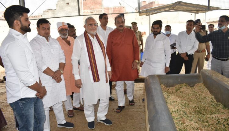 उत्तर प्रदेश, लखनऊ, वित्त मंत्री, नगर पालिका परिषद बुलंदशहर, कान्हा पशु आश्रय गौशाला, Uttar Pradesh, Lucknow, Finance Minister, Municipal Council Bulandshahr, Kanha Animal Shelter Gaushala