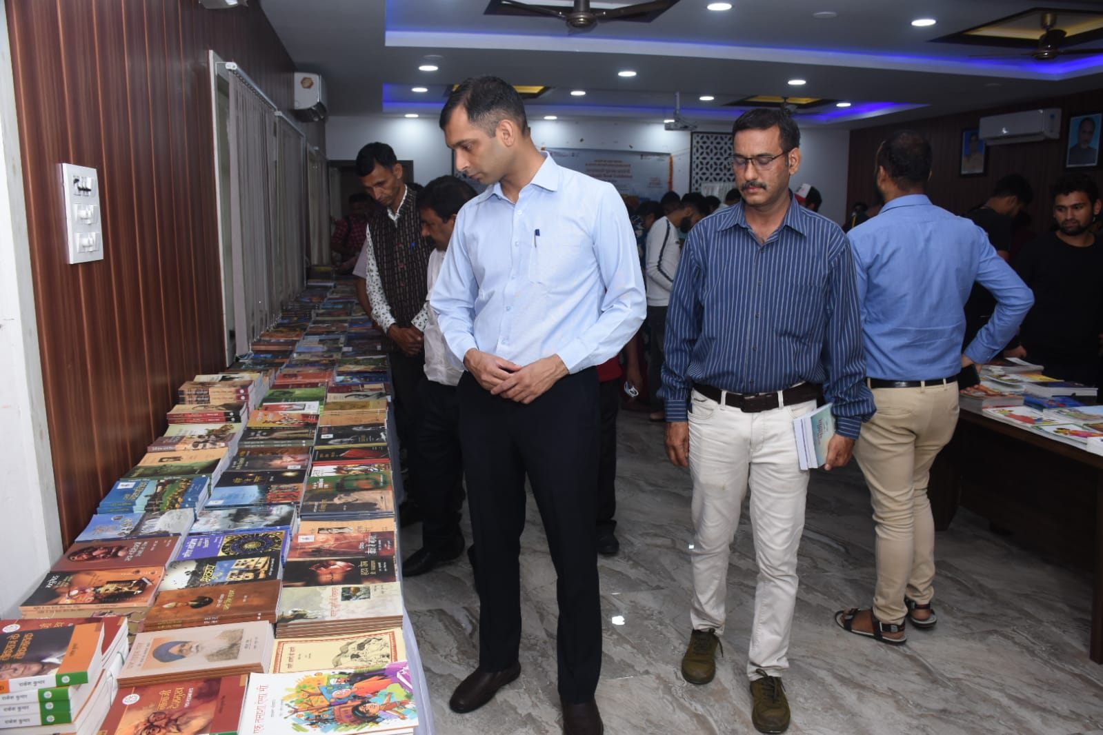 उत्तरकाशी, नगर पालिका परिषद्, पुस्तक प्रदर्शनी, Uttarkashi, Nagar Palika Parishad, Book Exhibition