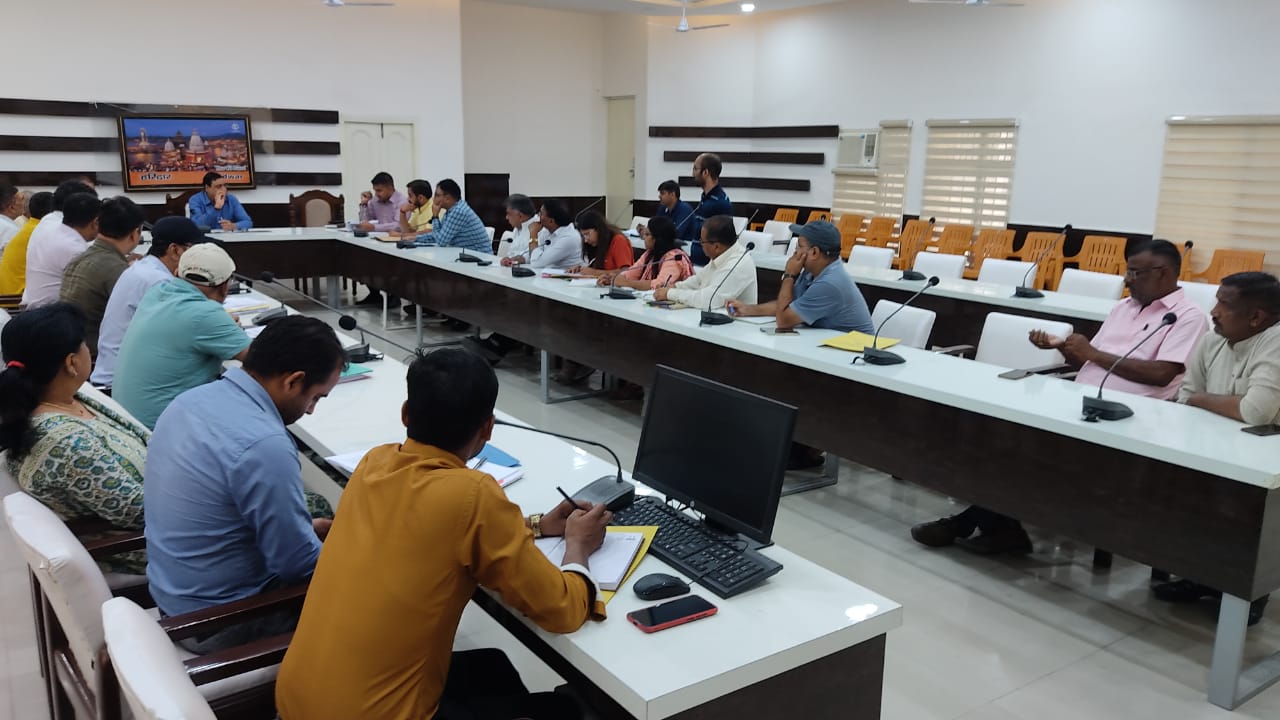 उत्तराखंड, डीएम विनय शंकर पाण्डेय, हरिद्वार , जिला गंगा संरक्षण समिति, Uttarakhand, DM Vinay Shankar Pandey, Haridwar, District Ganga Rejuvenation Committee