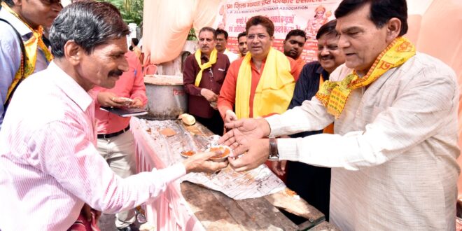 एके शर्मा ने ज्येष्ठ माह के अन्तिम बड़े मंगल पर सूचना विभाग