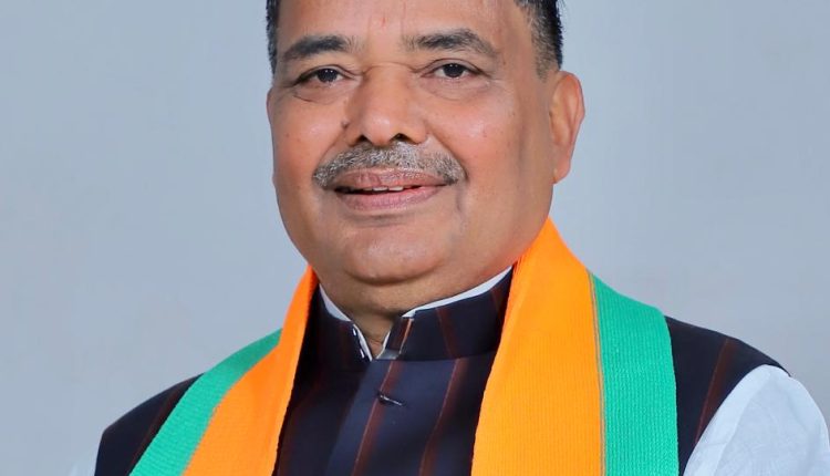 वक्फ संपत्ति, प्रधानमंत्री जन विकास कार्यक्रम, उत्तर प्रदेश सरकार, अल्पसंख्यक कल्याण मंत्री धर्मपाल सिंह, Waqf property, Prime Minister's Public Development Program, Government of Uttar Pradesh, Minority Welfare Minister Dharampal Singh