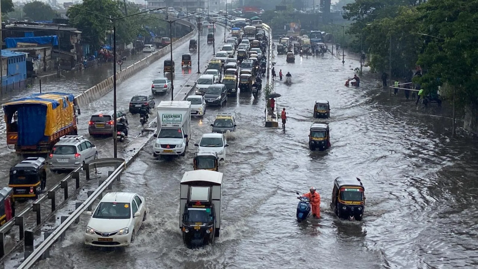 मुंबई, महाराष्ट्र, भारी बारिश, मौसम विभाग, मुंबई में बारिश, Mumbai, Maharashtra, Heavy rain, Meteorological Department, Rain in Mumbai