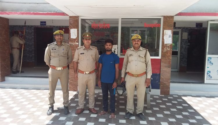 उत्तर प्रदेश, कानपुर, कानपुर पुलिस, थाना पनकी, गिरफ्तार, पुलिस, Uttar Pradesh, Kanpur, Kanpur Police, Thana Panki, Arrested, Police