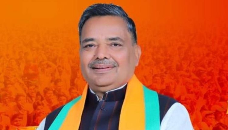 उत्तर प्रदेश, पर्यटन मंत्री, पर्यटन भवन, आनंद कुमार