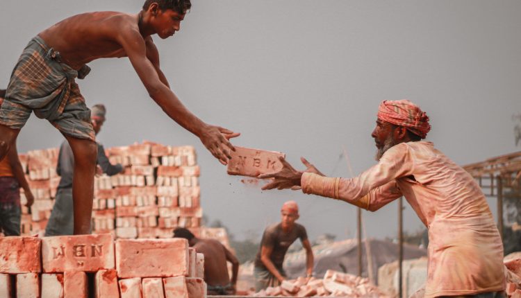 उत्तर प्रदेश, गोल्डन कार्ड, न्निर्माण कर्मकार कल्याण बोर्ड