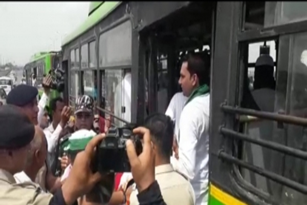 दिल्ली पुलिस, किसान महापंचायत, गाजीपुर,