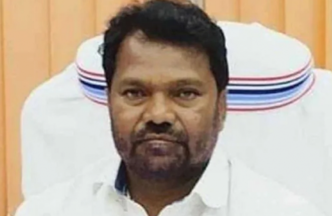 झारखंड, रांची, शिक्षा मंत्री जगरनाथ महतो