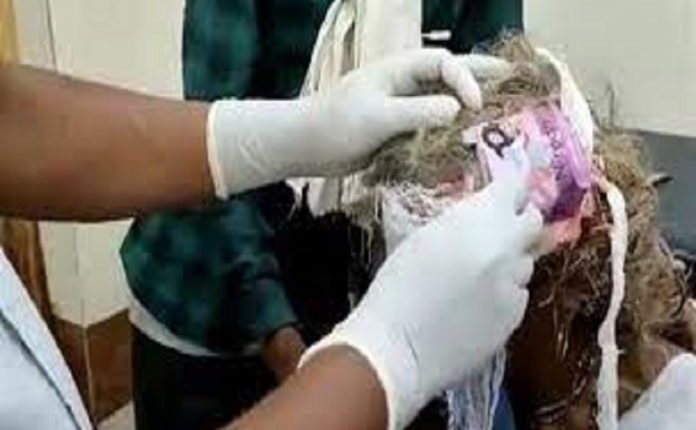 मध्य प्रदेश, मुरैना, कंडोम का रैपर, Madhya Pradesh, Morena, Condom wrapper