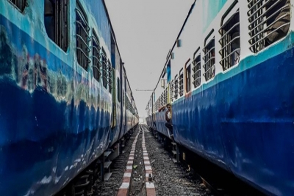 पंडित दीन दयाल उपाध्याय जंक्शन-गया रेल खंड पर ट्रेनों का परिचालन शुरू