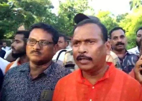 BJP rally, bomb blast, Incident, injured, two BJP workers, West Bengal