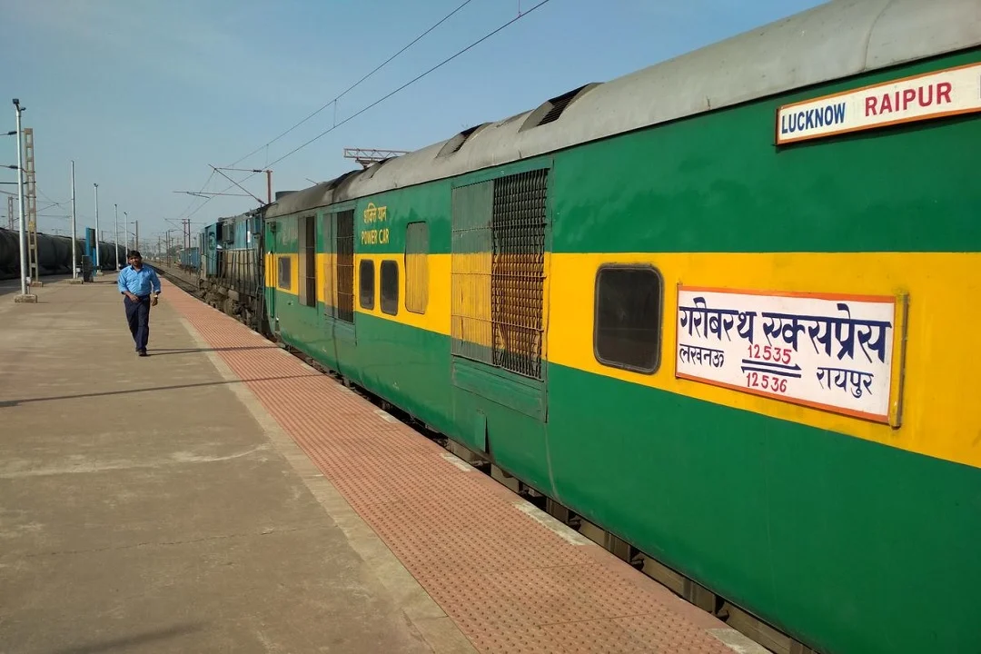 उत्तर प्रदेश, लखनऊ, जबलपुर मंडल, लखनऊ-रायपुर गरीब रथ एक्सप्रेस, Uttar Pradesh, Lucknow, Jabalpur Division, Lucknow-Raipur Garib Rath Express