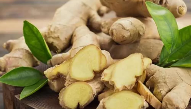 बालों और त्वचा के लिए इस्तेमाल करे अदरक, आपकी खूबसूरती निखर जाएगी