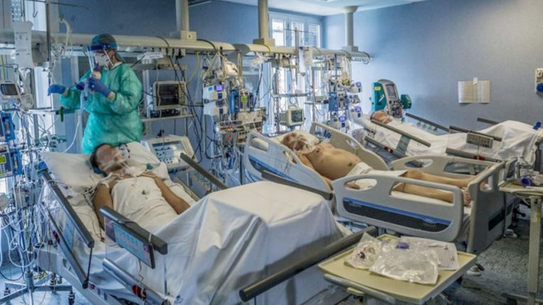 देश में धीमी हुई कोरोना वायरस की रफ्तार, संक्रमण के उपचाराधीन मरीजों की संख्या घटकर 36,126 हुई