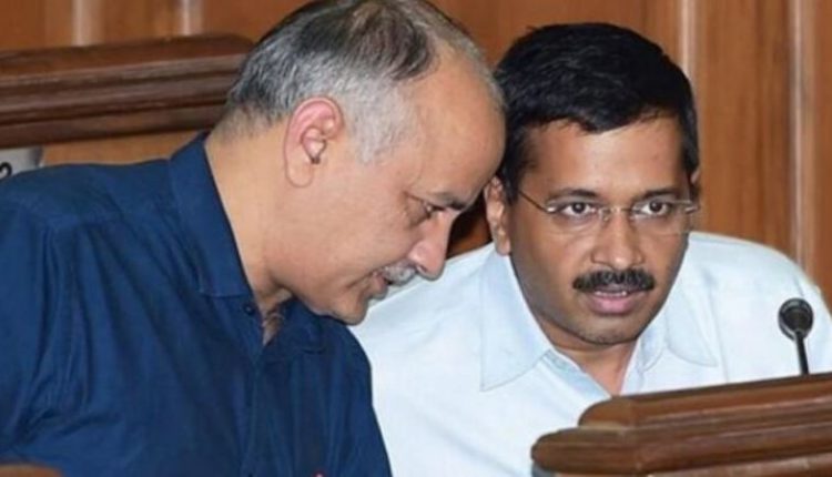 केजरीवाल सरकार की 'शराब नीति' से दिल्ली को हुआ 2500 करोड़ का नुकसान- RTI में खुलासा