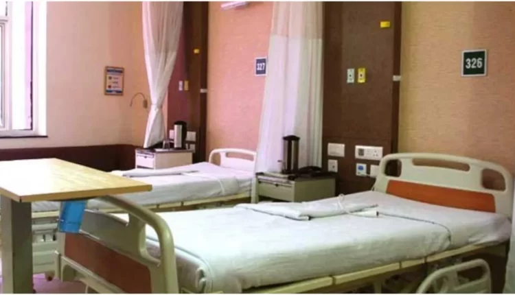 भारत-पाक तनाव के बीच मेरठ में अलर्ट, सभी अस्पतालों में इमरजेंसी स्टाफ की छुट्टियां रद्द