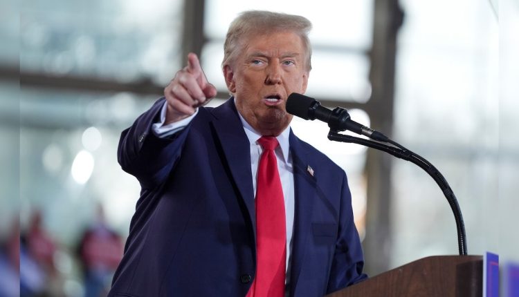 डोनाल्ड ट्रंप, डोनाल्ड ट्रंप अमेरिका, डोनाल्ड ट्रंप युद्ध, Donald Trump, Donald Trump America, Donald Trump War