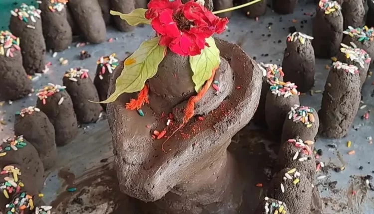 सावन 2025,Parthiv shivling,Sawan Somwar 2025, sawan Parthiv shivling puja, sawan Parthiv shivling puja kaise kare, sawan Parthiv shivling puja niyam, Parthiv shivling puja vidhi, who did first Parthiv shivling puja,सावन 2025, सावन सोमवार 2025, सावन पार्थिव शिवलिंग पूजा, पार्थिव शिवलिंग पूजा नियम, पार्थिव शिवलिंग पूजा क्यों करते हैं