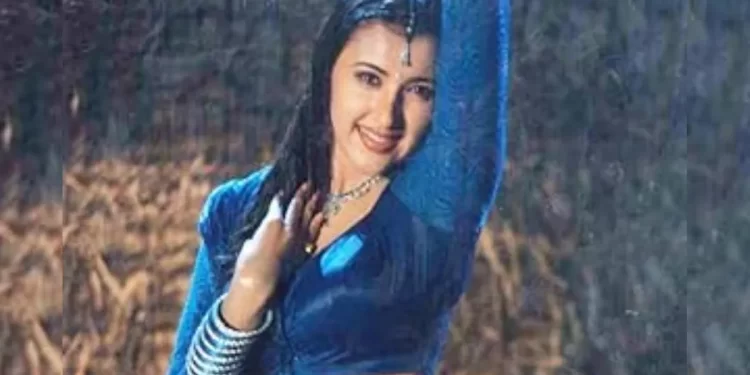 90 के दशक की चमकती स्टार साक्षी शिवानंद की कहानी, हिट फिल्मों से बनाई पहचान लेकिन अंडरवर्ल्ड के डर ने करियर पर लगाया ब्रेक