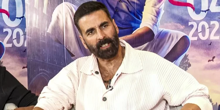 आंखों में तकलीफ के बाद अक्षय कुमार ने कराई सर्जरी, शूटिंग खत्म करते ही पहुंचे अस्पताल; कुछ दिनों के लिए काम से लिया ब्रेक